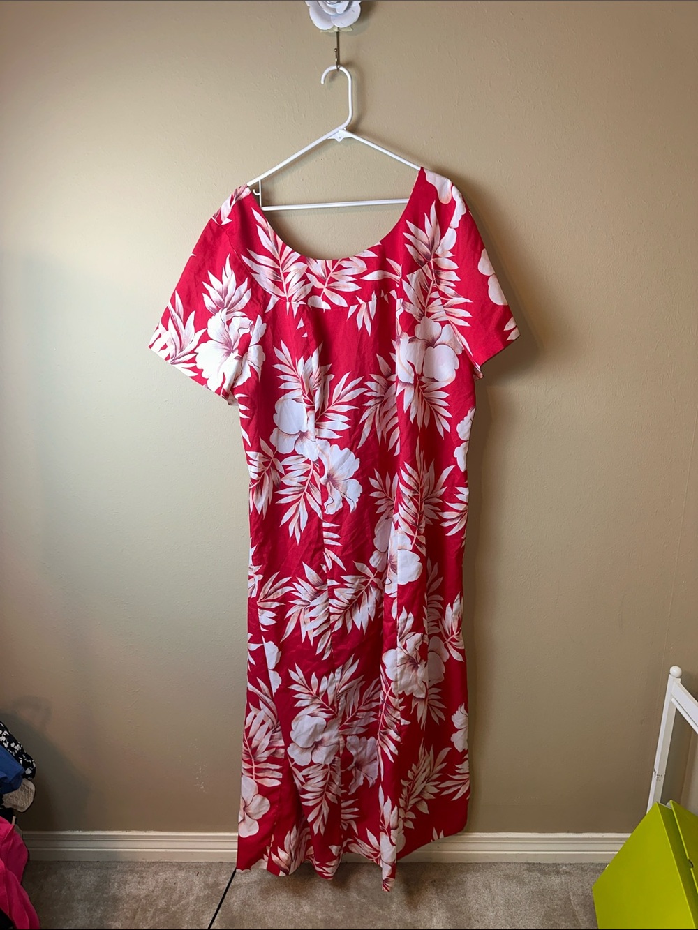 Hilo Hattie Red Floral Hawaiian Maxi Dress